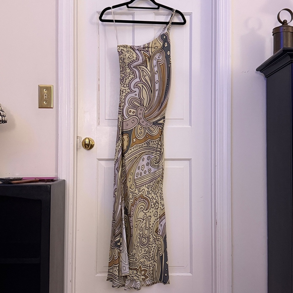 Blank NYC Paisley Dress in Cream and Brown and Blue